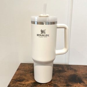 Stanley 40oz Adventure Quencher